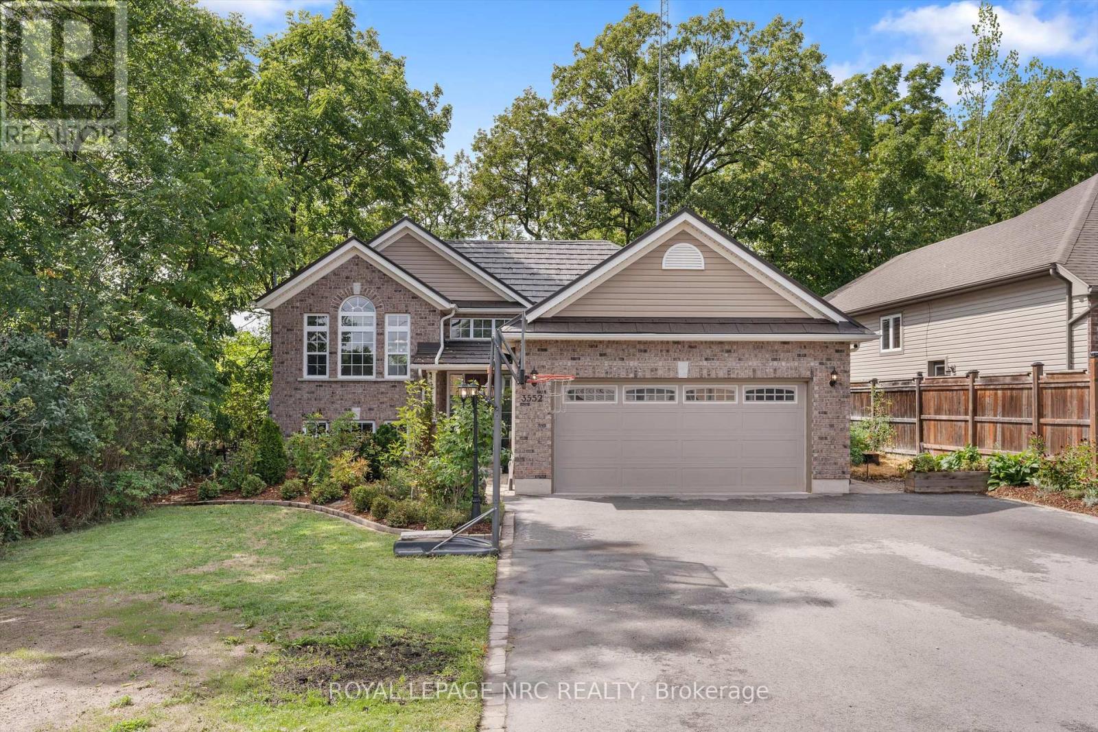 3552 Campden Road, Lincoln (Escarpment), Ontario  L0R 1G0 - Photo 1 - X12417736