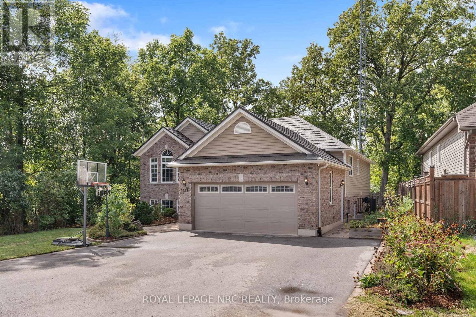 3552 Campden Road, Lincoln (Escarpment), Ontario  L0R 1G0 - Photo 3 - X12417736