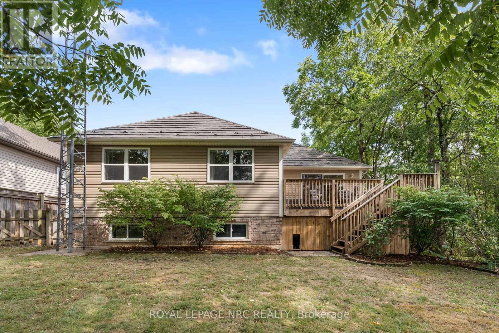 3552 Campden Road, Lincoln (Escarpment), Ontario  L0R 1G0 - Photo 36 - X12417736