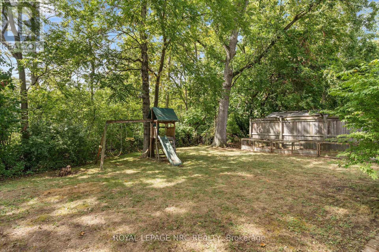 3552 Campden Road, Lincoln (Escarpment), Ontario  L0R 1G0 - Photo 38 - X12417736
