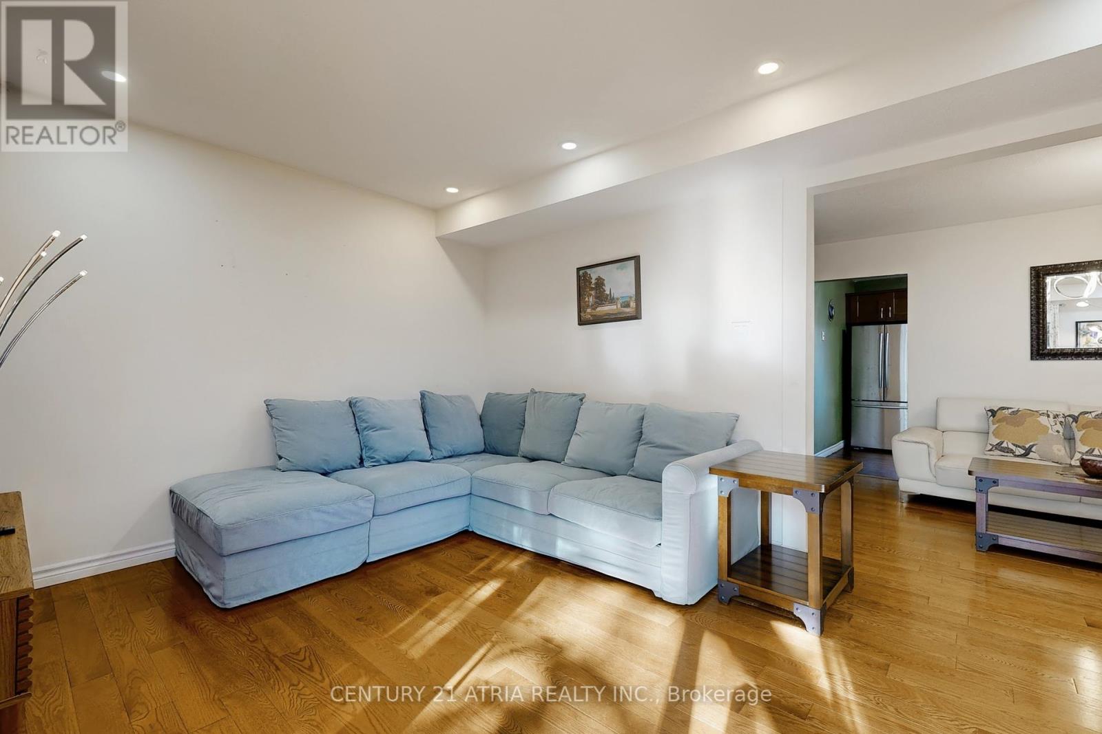 44 Song Meadoway, Toronto, Ontario  M2H 2T7 - Photo 8 - C12417718