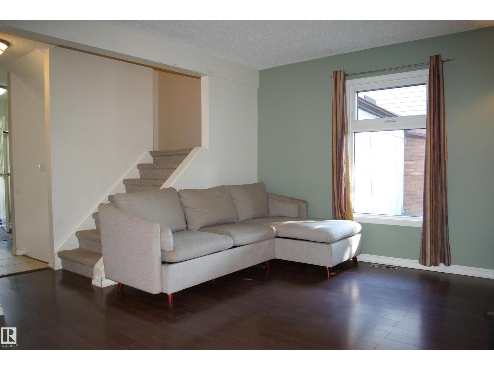 30 Greenfield Es, St. Albert, Alberta  T8N 2G2 - Photo 5 - E4458578