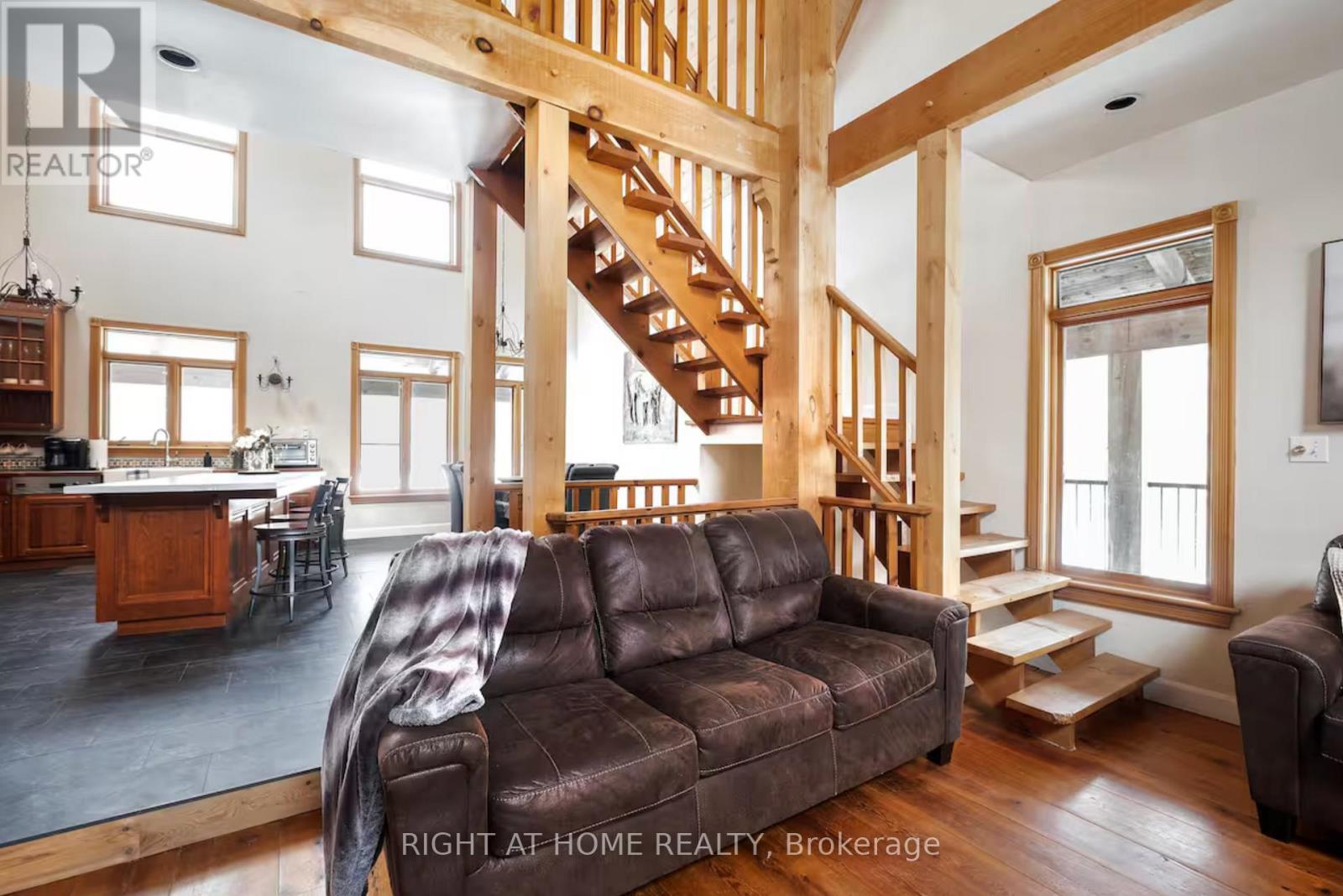 4350 26 Highway, Springwater, Ontario  L0L 1Y0 - Photo 14 - S12413080