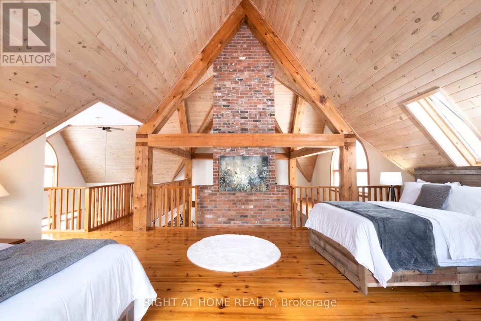 4350 26 Highway, Springwater, Ontario  L0L 1Y0 - Photo 19 - S12413080