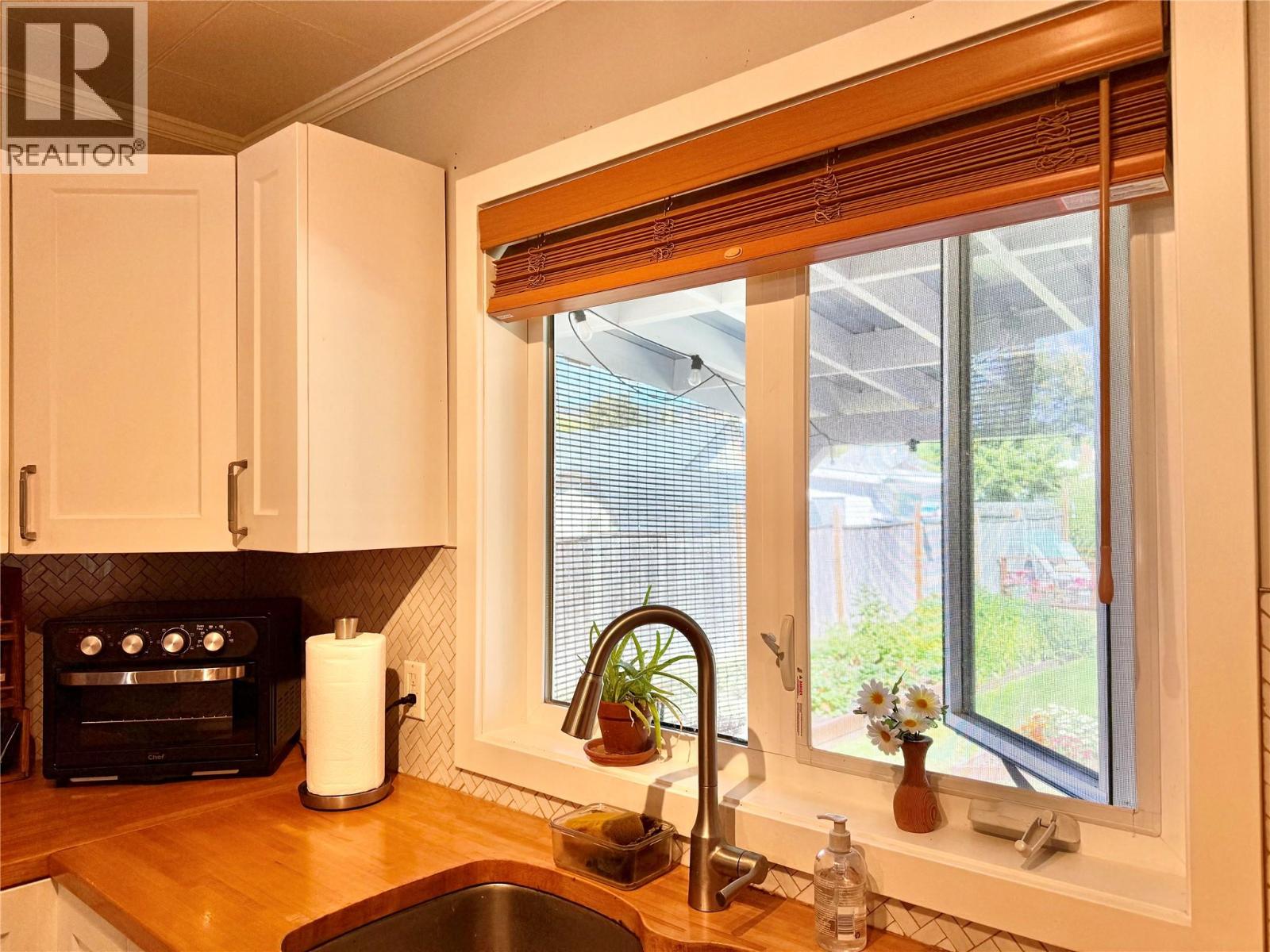 1543 68th Avenue, Grand Forks, British Columbia  V0H 1H0 - Photo 15 - 10357493