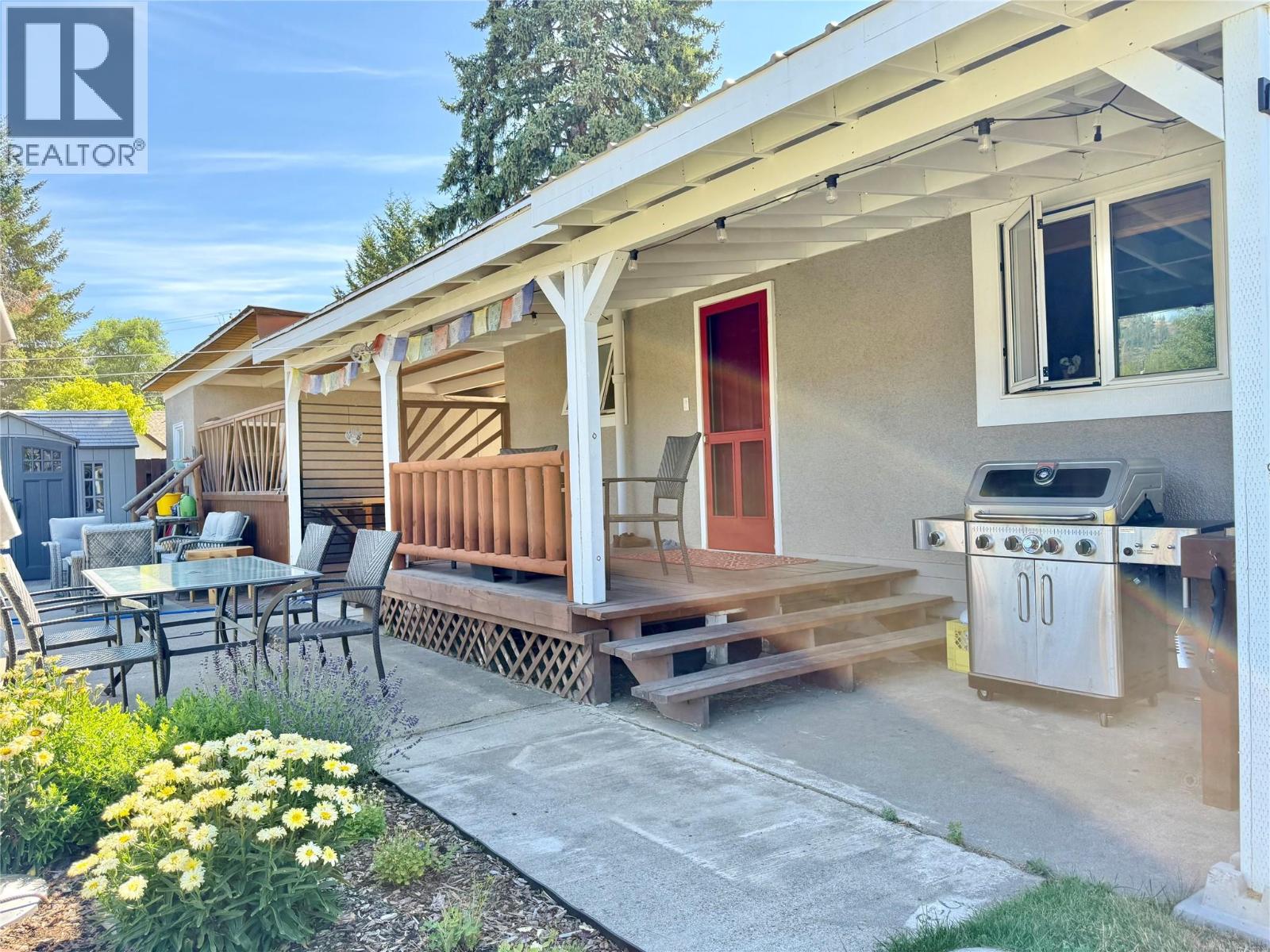 1543 68th Avenue, Grand Forks, British Columbia  V0H 1H0 - Photo 1 - 10357493