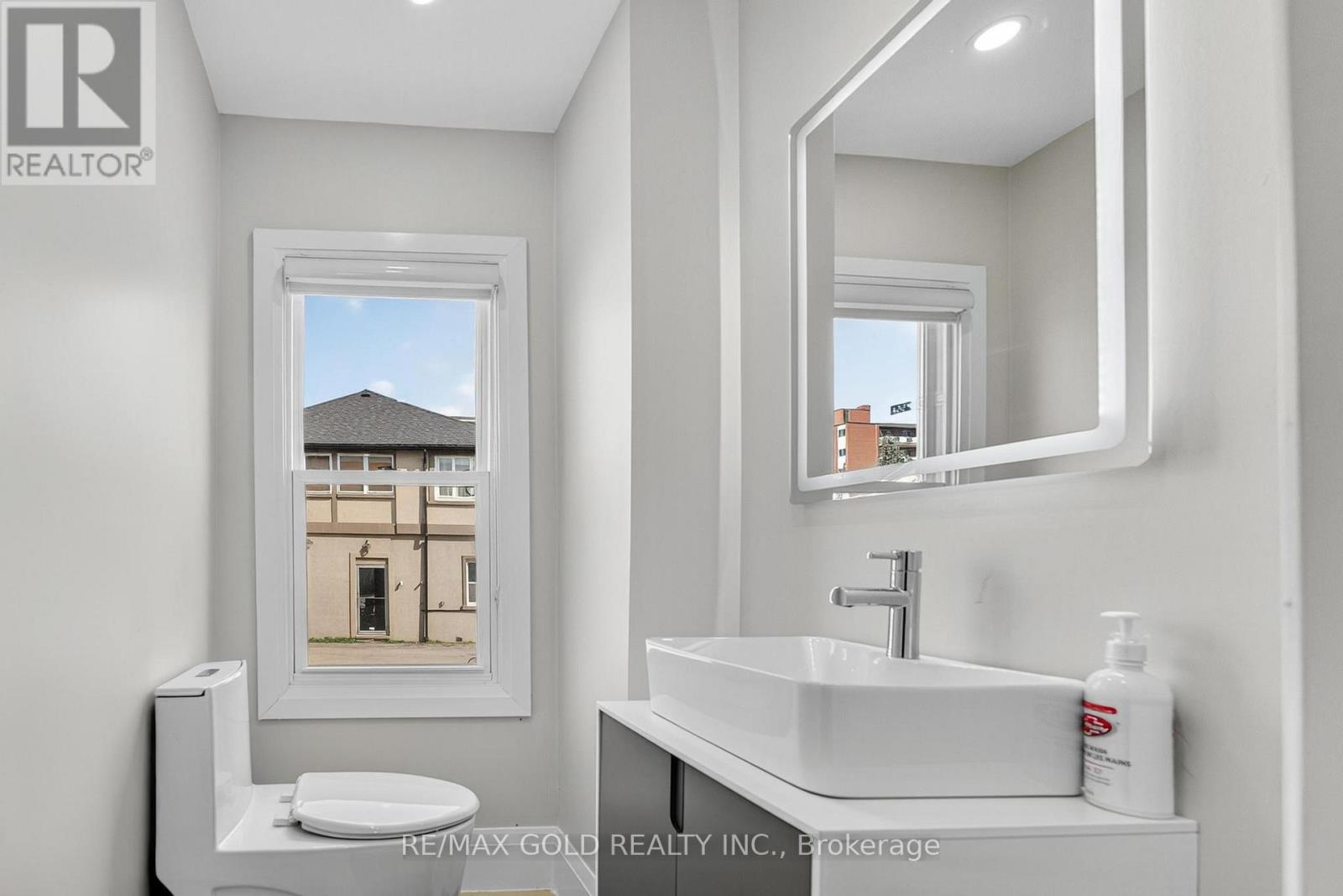 3 Wardrope Avenue, Hamilton, Ontario  L8G 1R9 - Photo 21 - X12417720