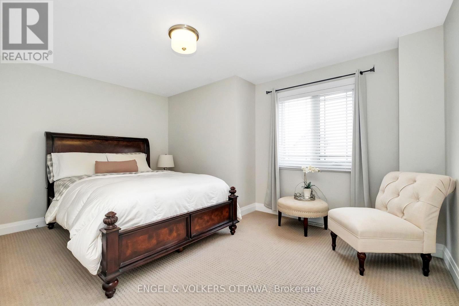 304 Colmar Street, Russell, Ontario  K0A 1W0 - Photo 26 - X12417753