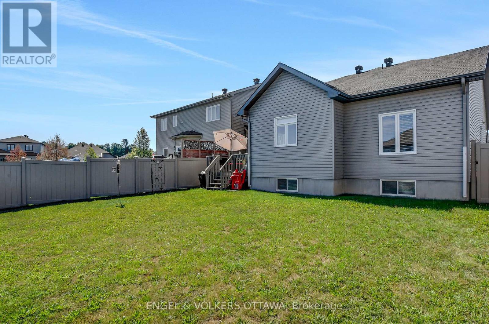 304 Colmar Street, Russell, Ontario  K0A 1W0 - Photo 35 - X12417753