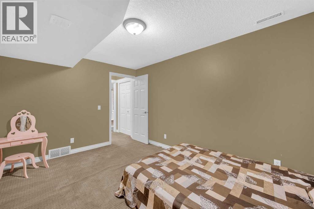2407 Kingsland View Se, Airdrie, Alberta  T4A 0A5 - Photo 45 - A2256968