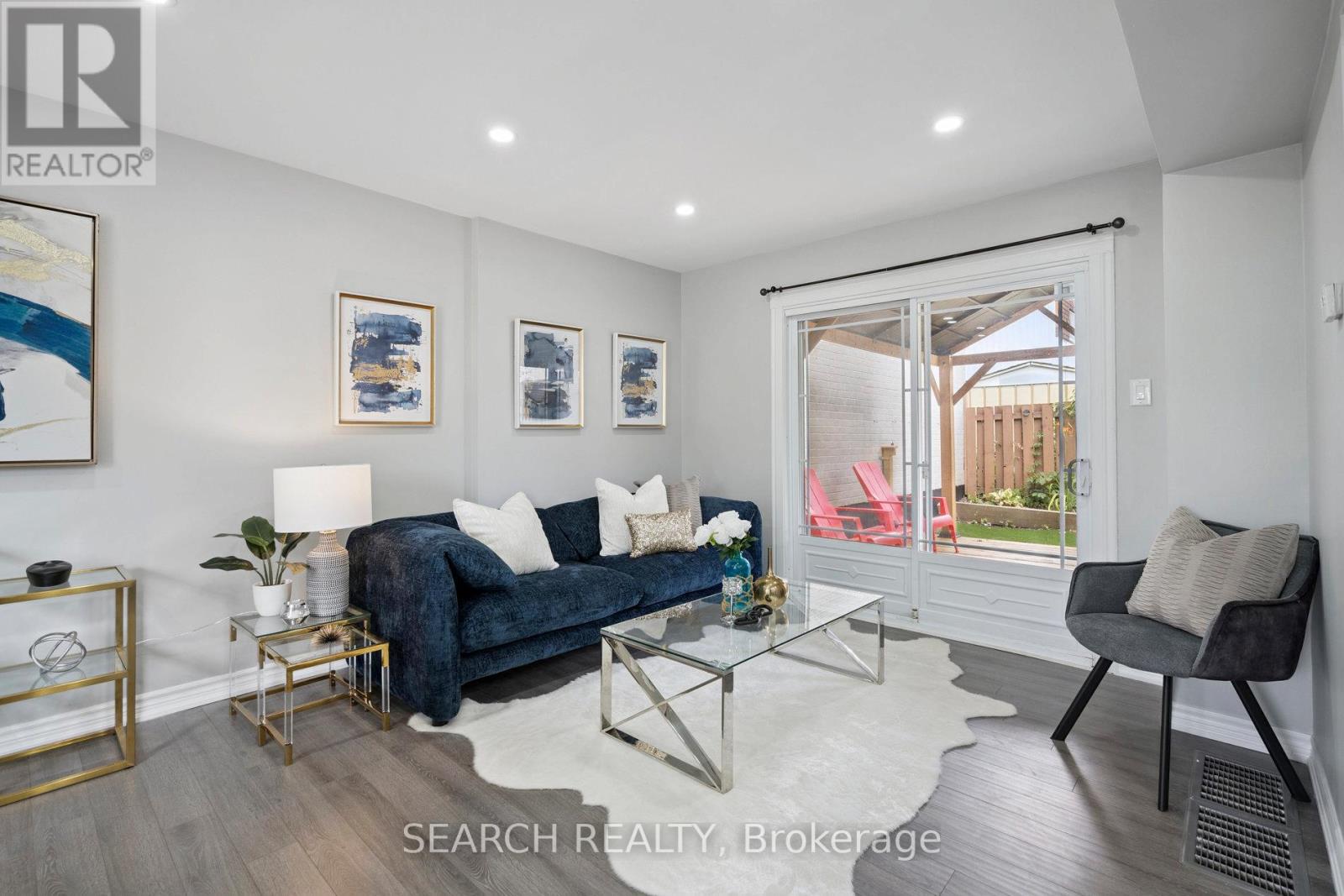 15 HECTOR COURT, Brampton, Ontario