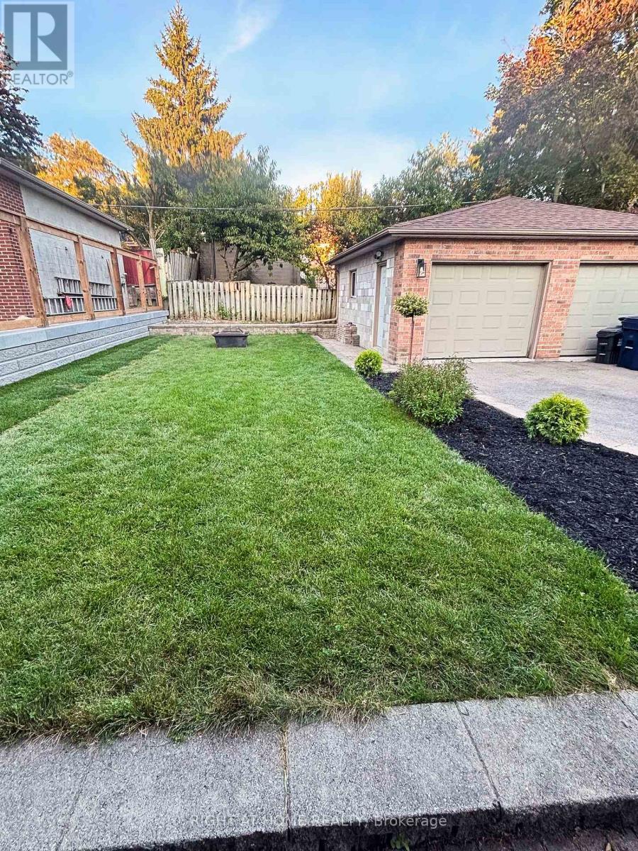 7 Adele Avenue, Toronto, Ontario  M3L 1J2 - Photo 25 - W12402995