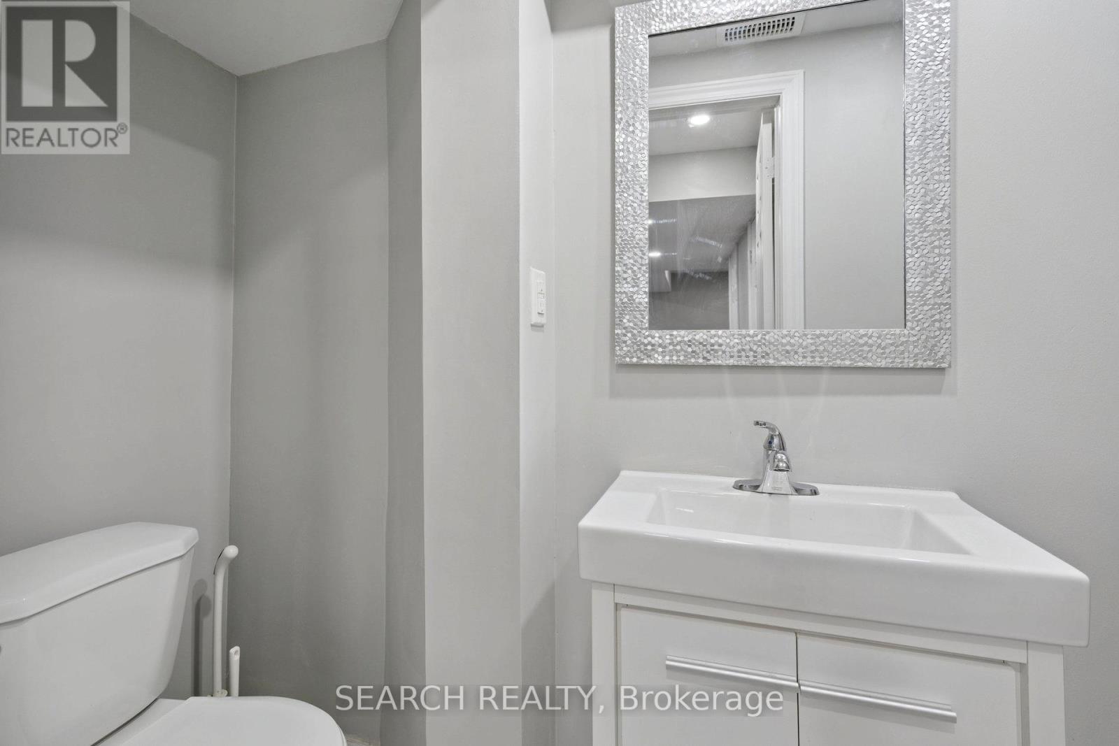 15 Hector Court, Brampton, Ontario  L6S 1P1 - Photo 26 - W12408506
