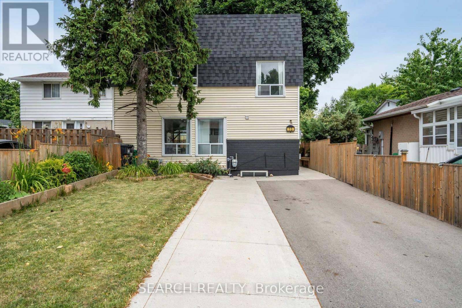 15 Hector Court, Brampton, Ontario  L6S 1P1 - Photo 31 - W12408506