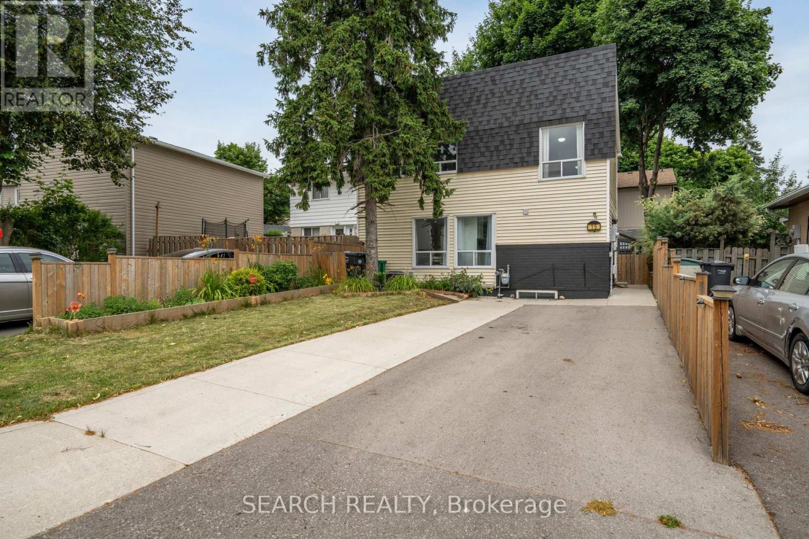 15 Hector Court, Brampton, Ontario  L6S 1P1 - Photo 33 - W12408506