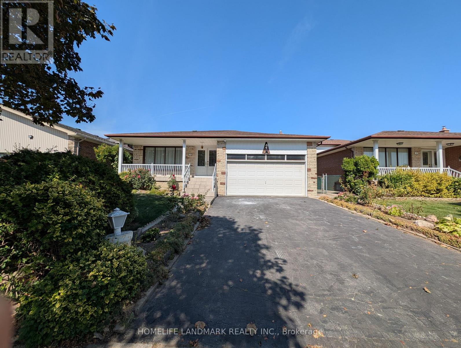 (GROUND LEVEL UNIT) - 56 BICKERTON CRESCENT, Toronto, Ontario
