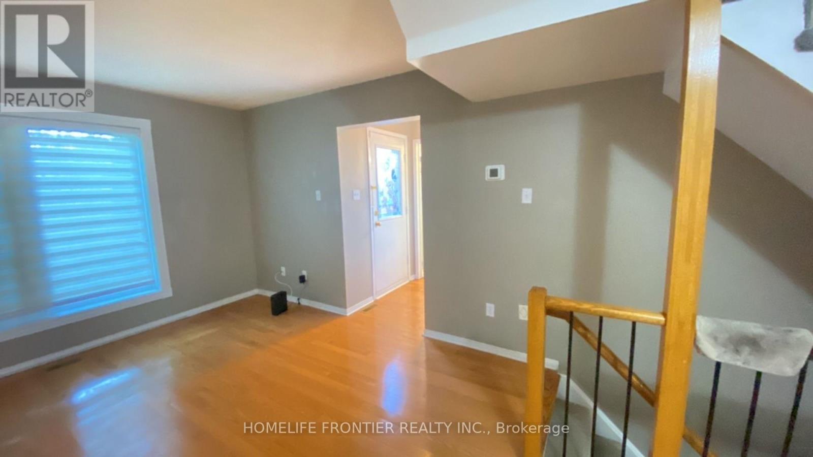 2b - 5865 Dalebrook Crescent, Mississauga, Ontario  L5M 5X1 - Photo 4 - W12417761