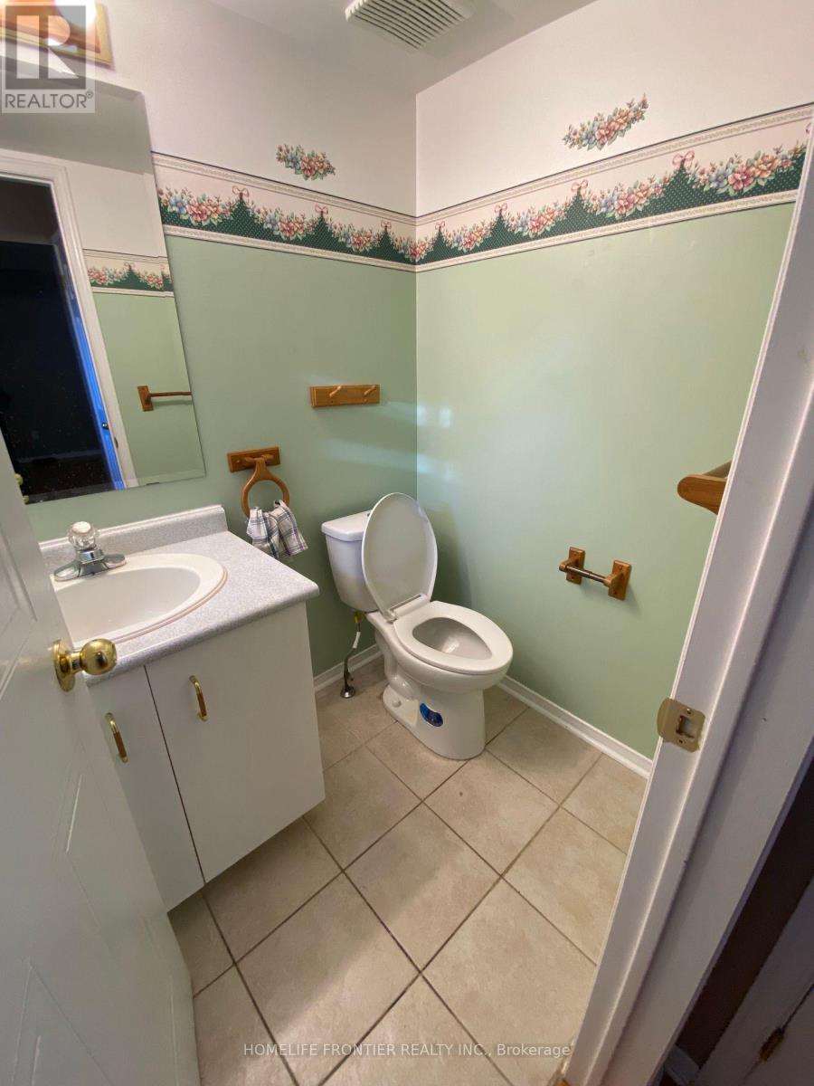 2b - 5865 Dalebrook Crescent, Mississauga, Ontario  L5M 5X1 - Photo 7 - W12417761