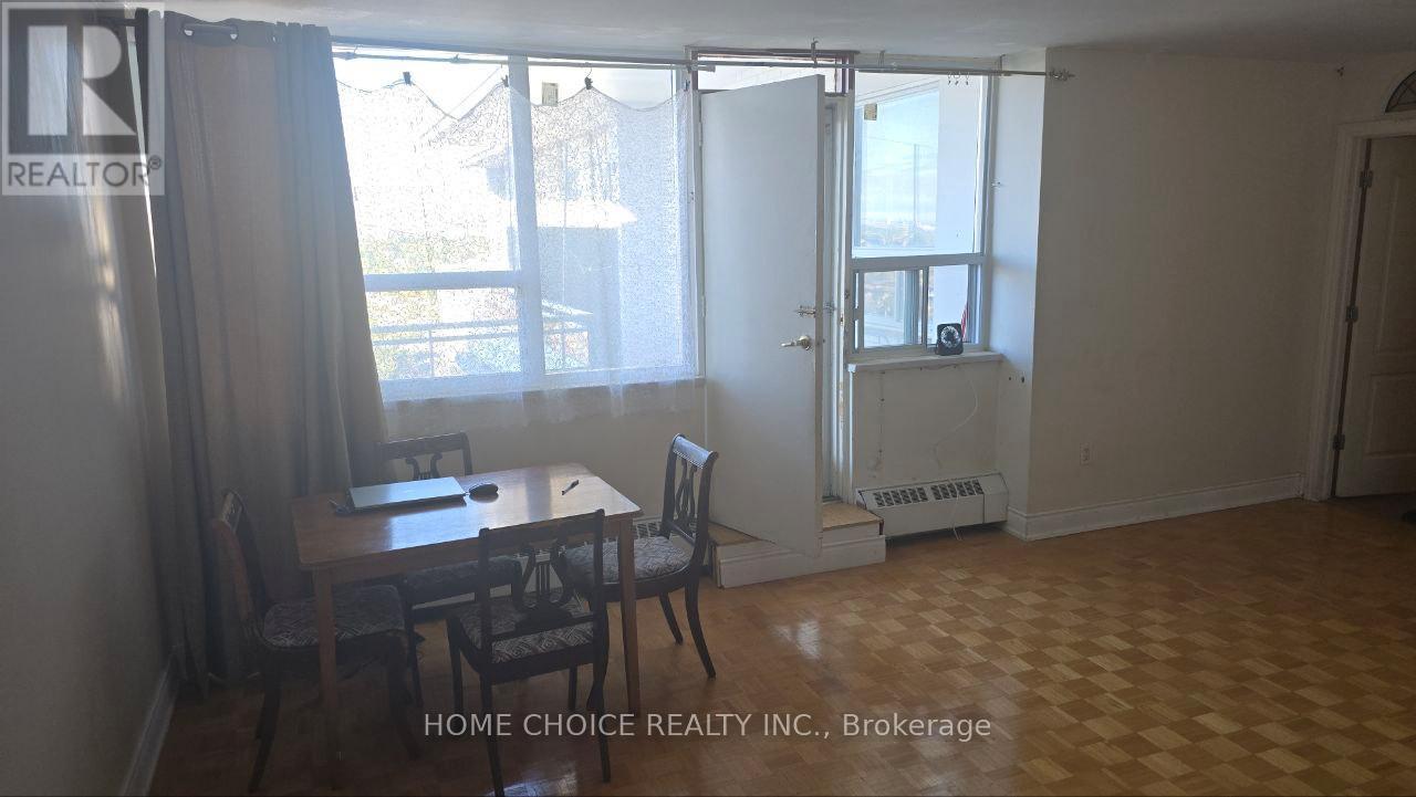 921 - 3460 Keele Street W, Toronto, Ontario  M3J 1L9 - Photo 15 - W12417774