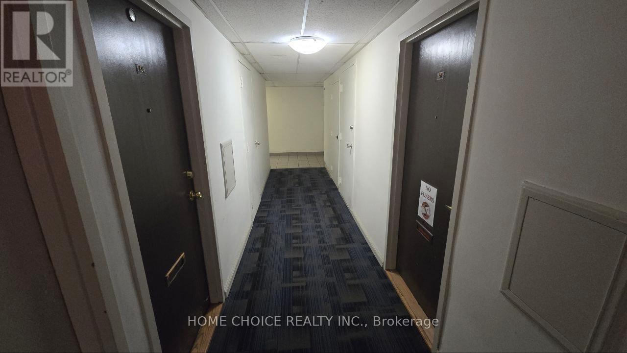 921 - 3460 Keele Street W, Toronto, Ontario  M3J 1L9 - Photo 2 - W12417774