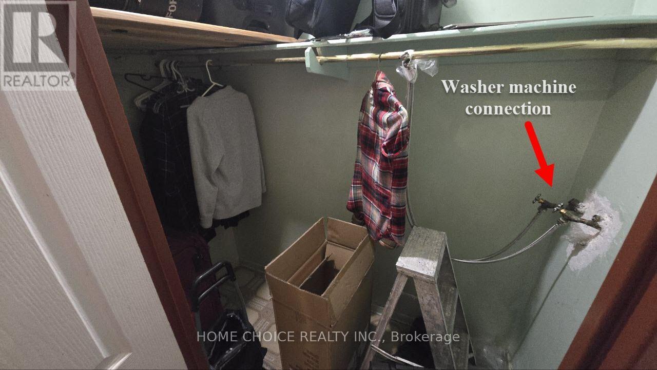 921 - 3460 Keele Street W, Toronto, Ontario  M3J 1L9 - Photo 5 - W12417774