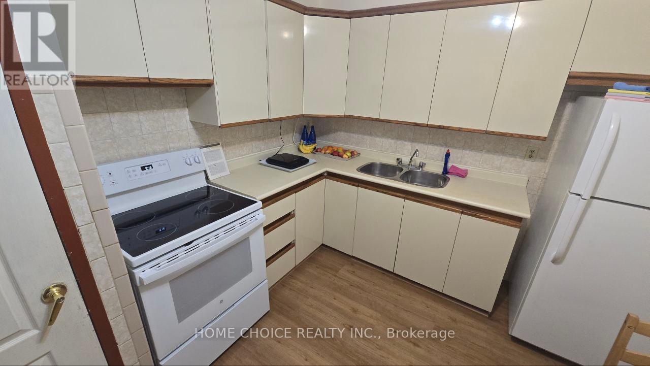 921 - 3460 Keele Street W, Toronto, Ontario  M3J 1L9 - Photo 9 - W12417774
