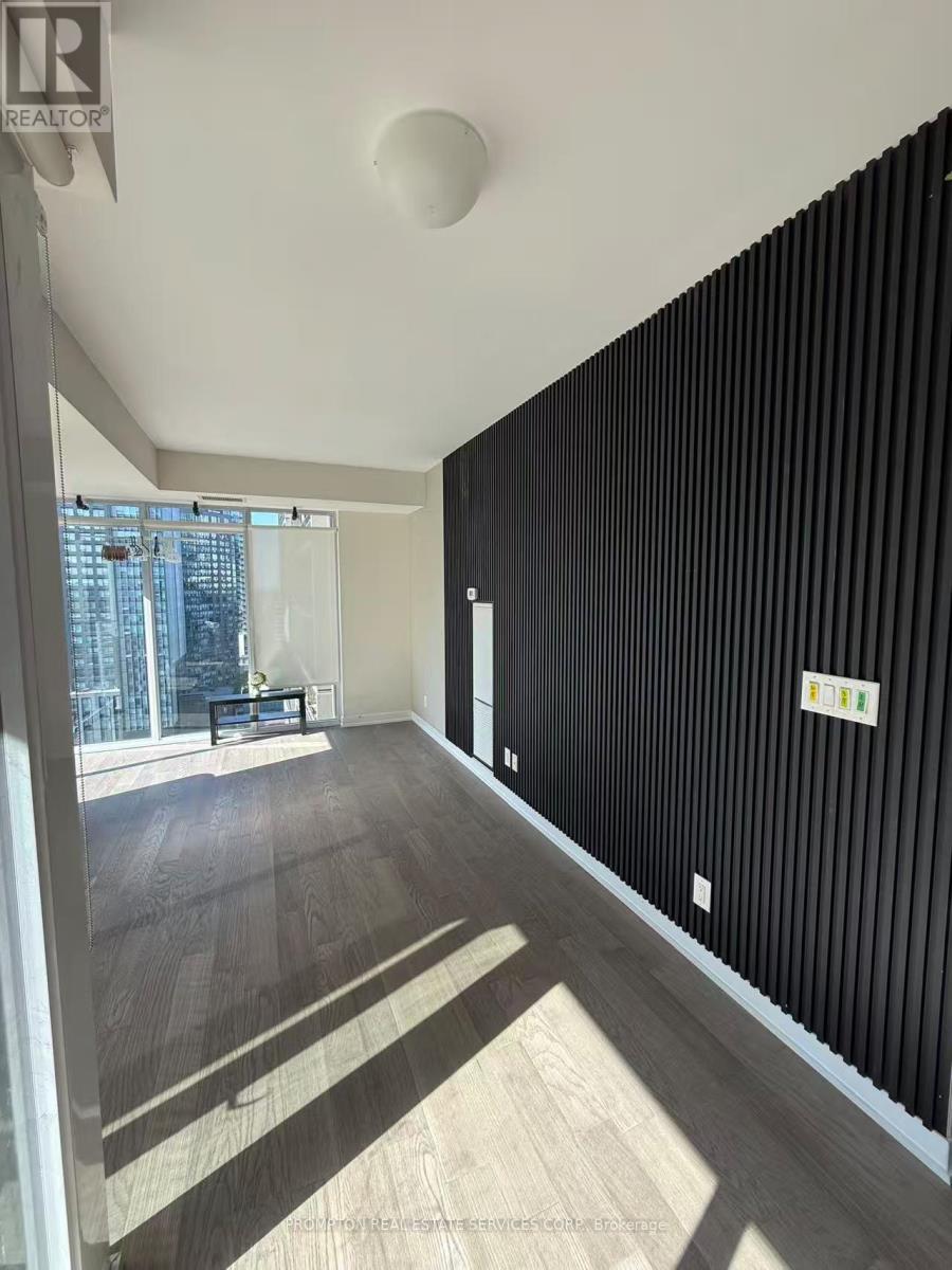 1607 - 17 Dundonald Street, Toronto, Ontario  M4Y 1K3 - Photo 9 - C12414391
