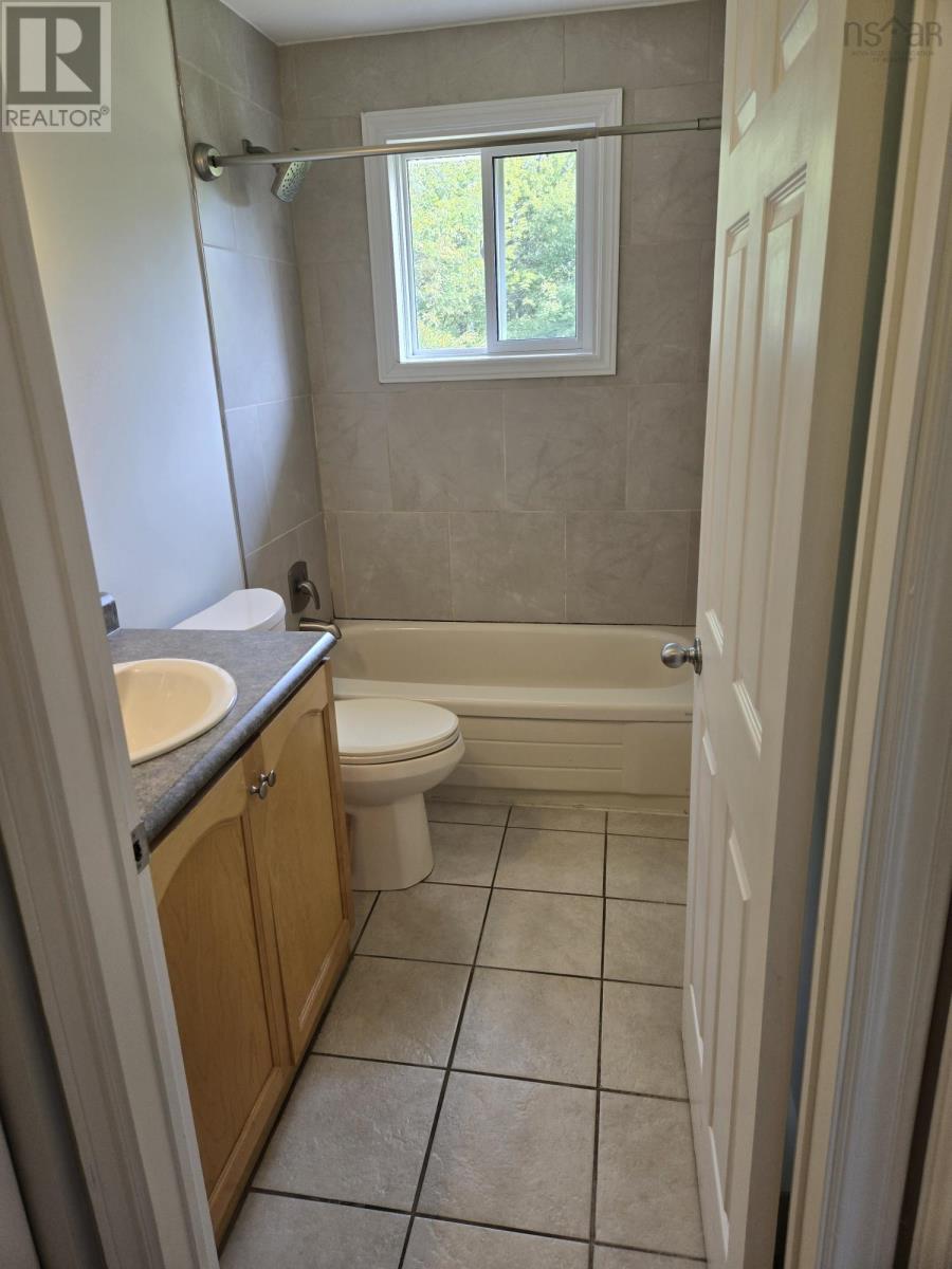 8 Sherwood Street, Cole Harbour, Nova Scotia  B2V 2P4 - Photo 13 - 202523304