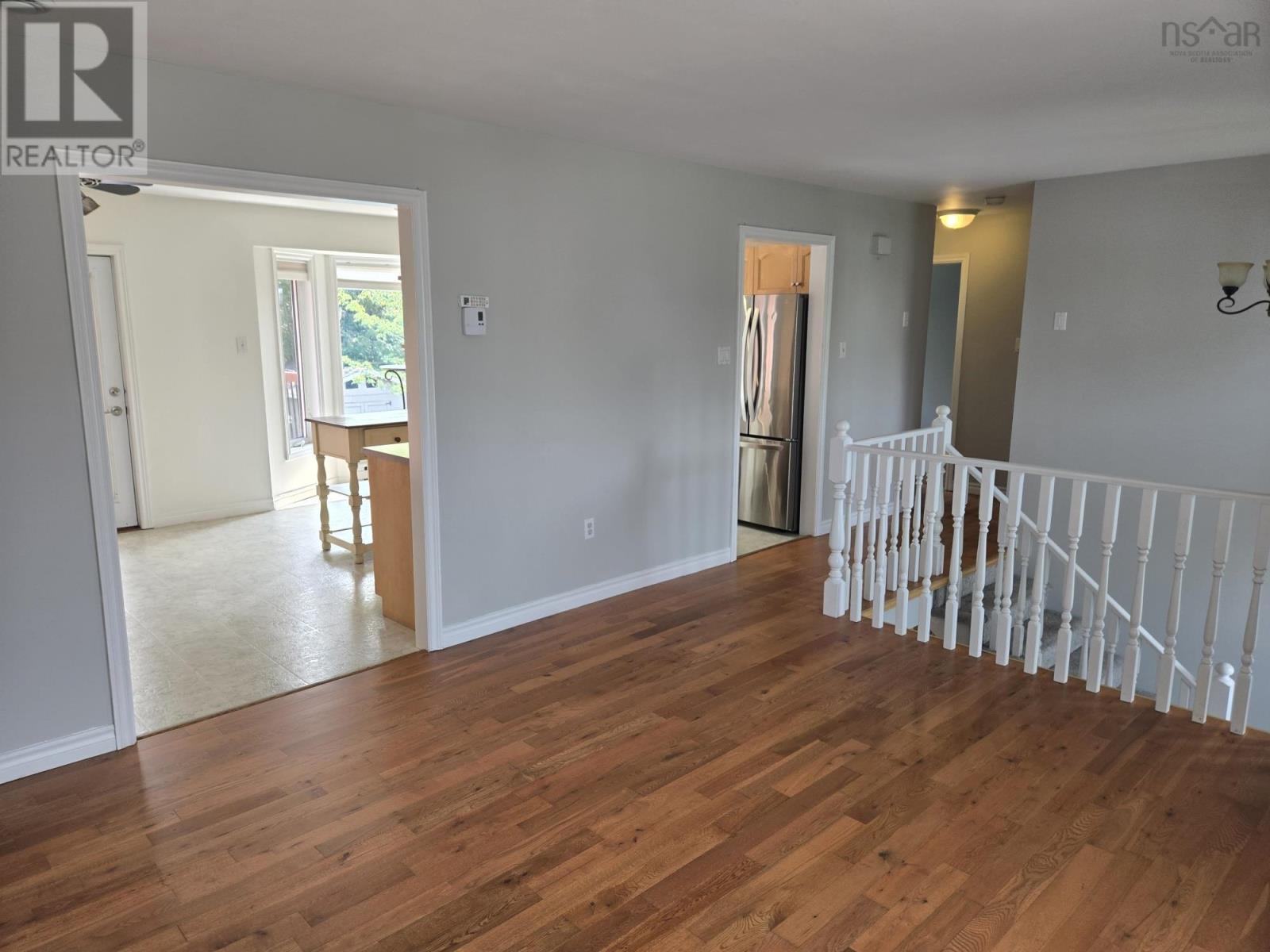 8 Sherwood Street, Cole Harbour, Nova Scotia  B2V 2P4 - Photo 9 - 202523304