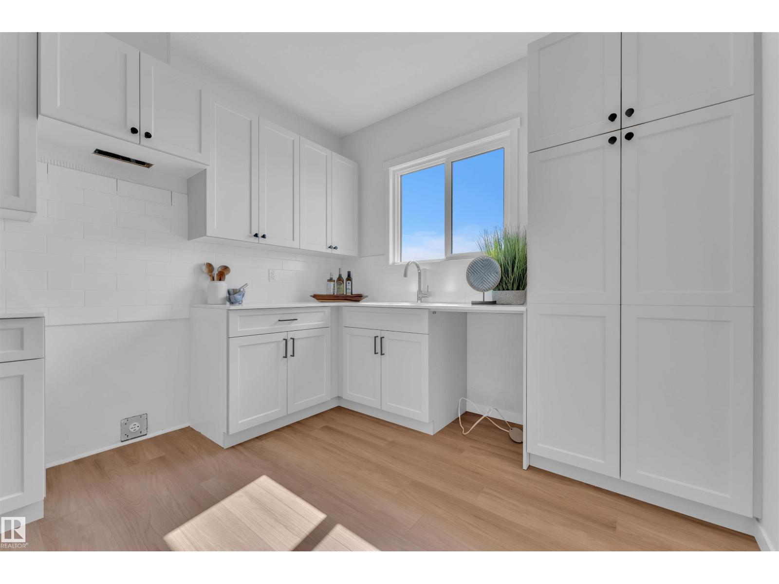 1029 Aster Bv Nw, Edmonton, Alberta  T6T 2W7 - Photo 14 - E4458851