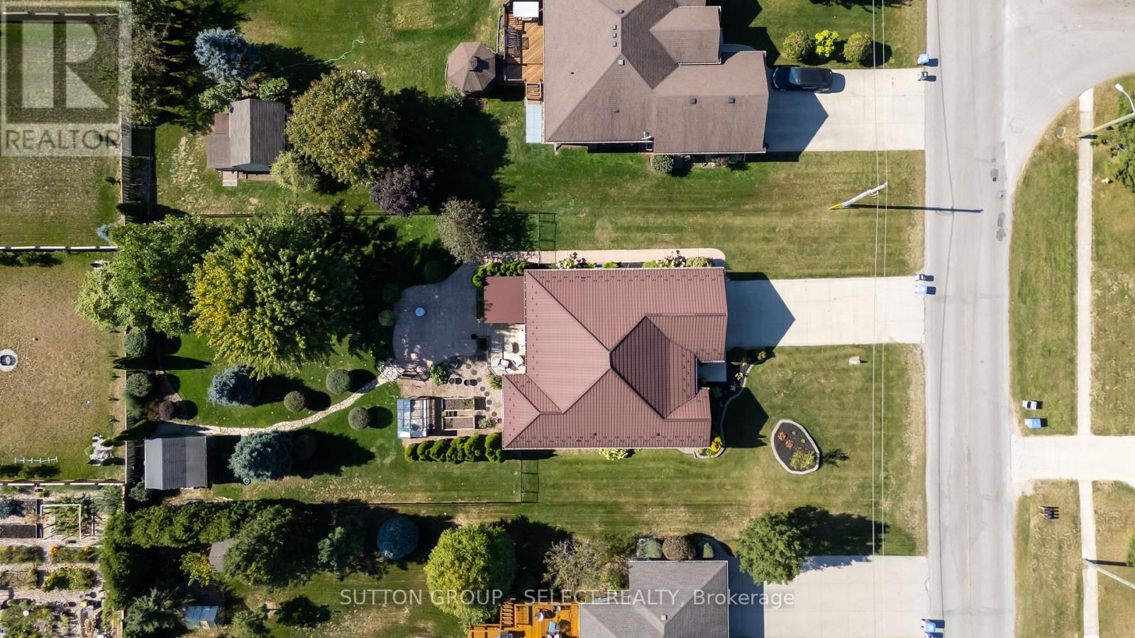 8663 Parkhouse Drive, Strathroy-Caradoc, Ontario  N0L 1W0 - Photo 29 - X12417792