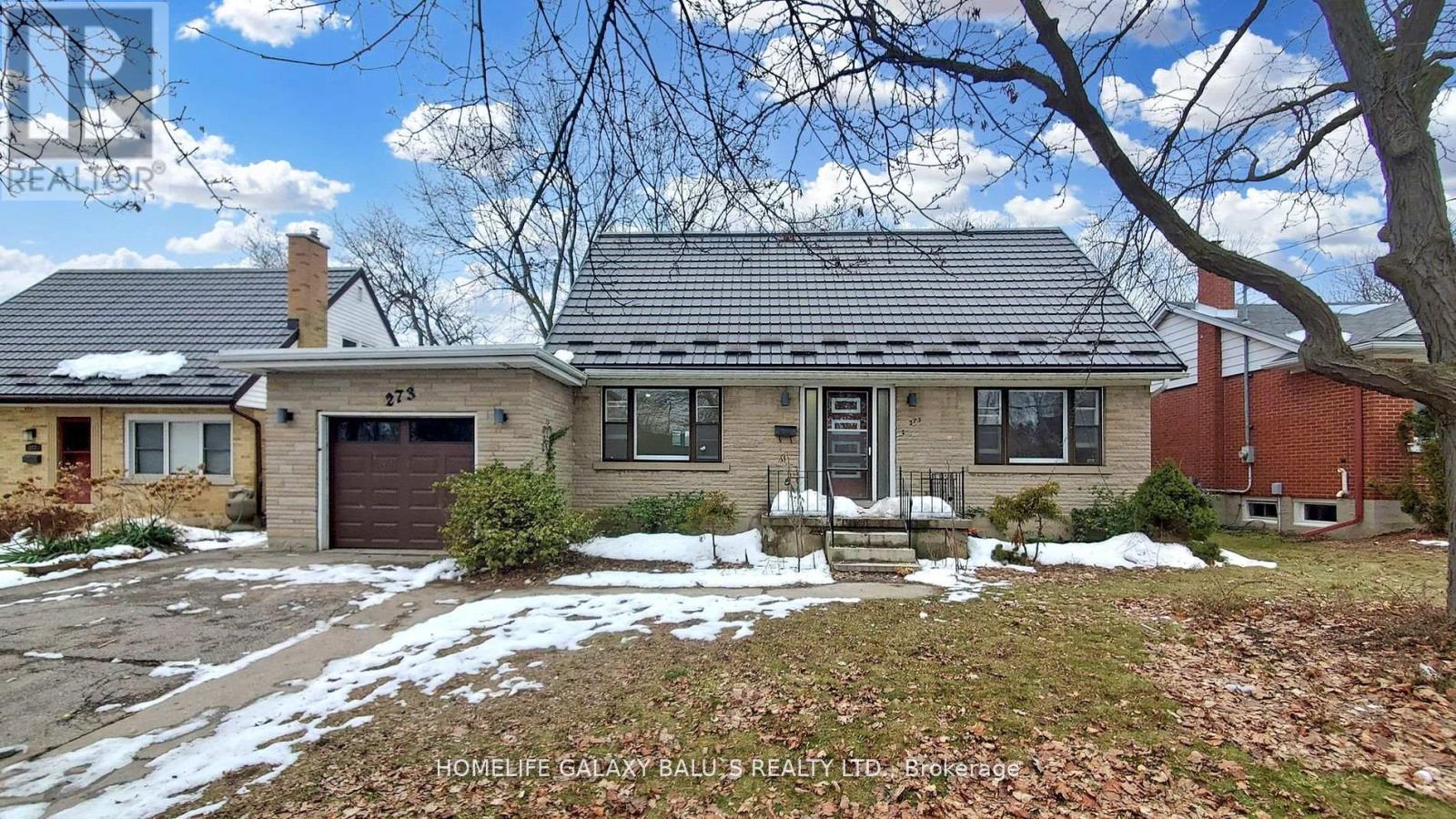 273 Dumfries Avenue, Kitchener, Ontario  N2H 2E7 - Photo 1 - X12417780