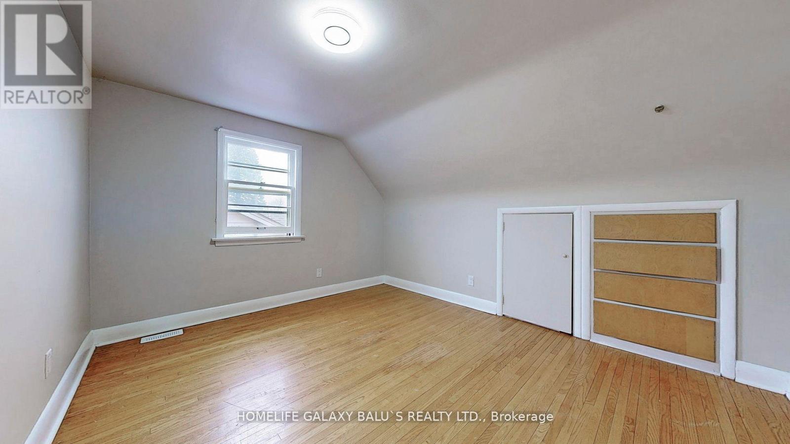 273 Dumfries Avenue, Kitchener, Ontario  N2H 2E7 - Photo 34 - X12417780