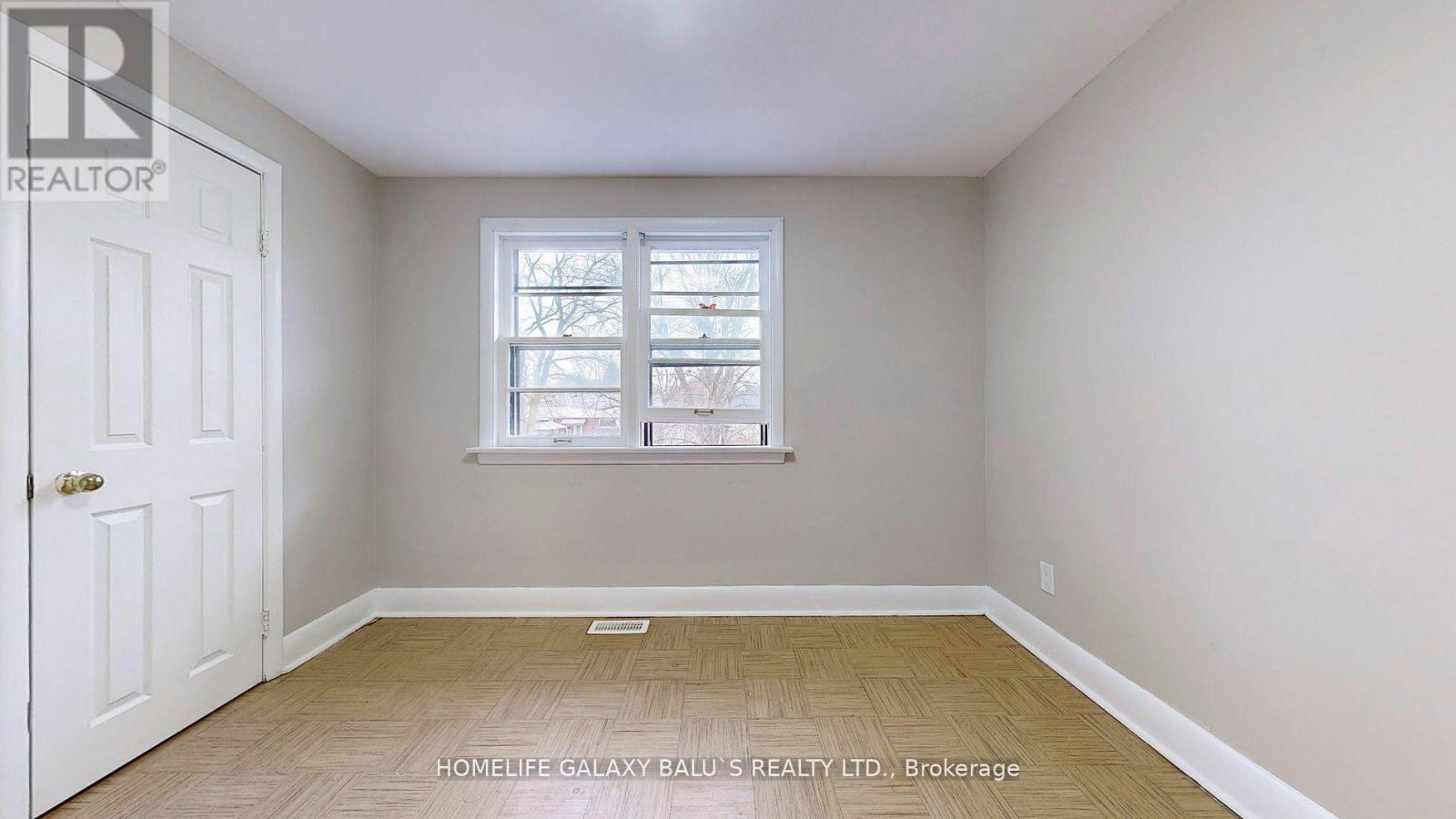 273 Dumfries Avenue, Kitchener, Ontario  N2H 2E7 - Photo 37 - X12417780