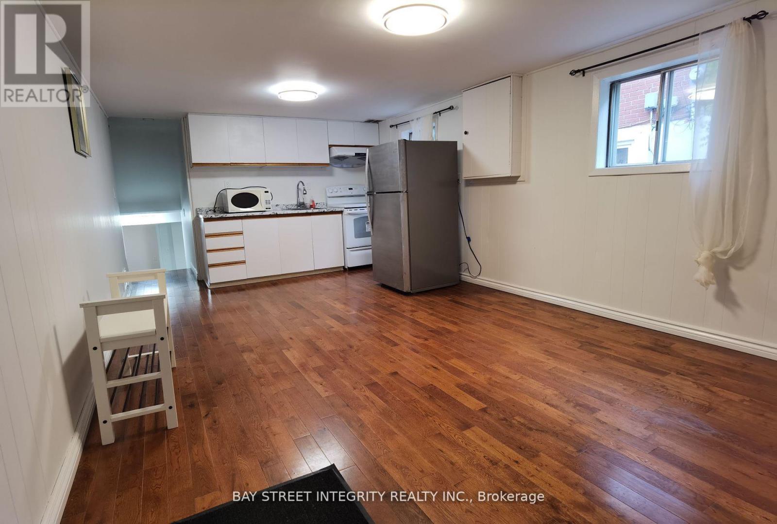 108 Bowhill Crescent, Toronto, Ontario  M2J 3S2 - Photo 26 - C12310056
