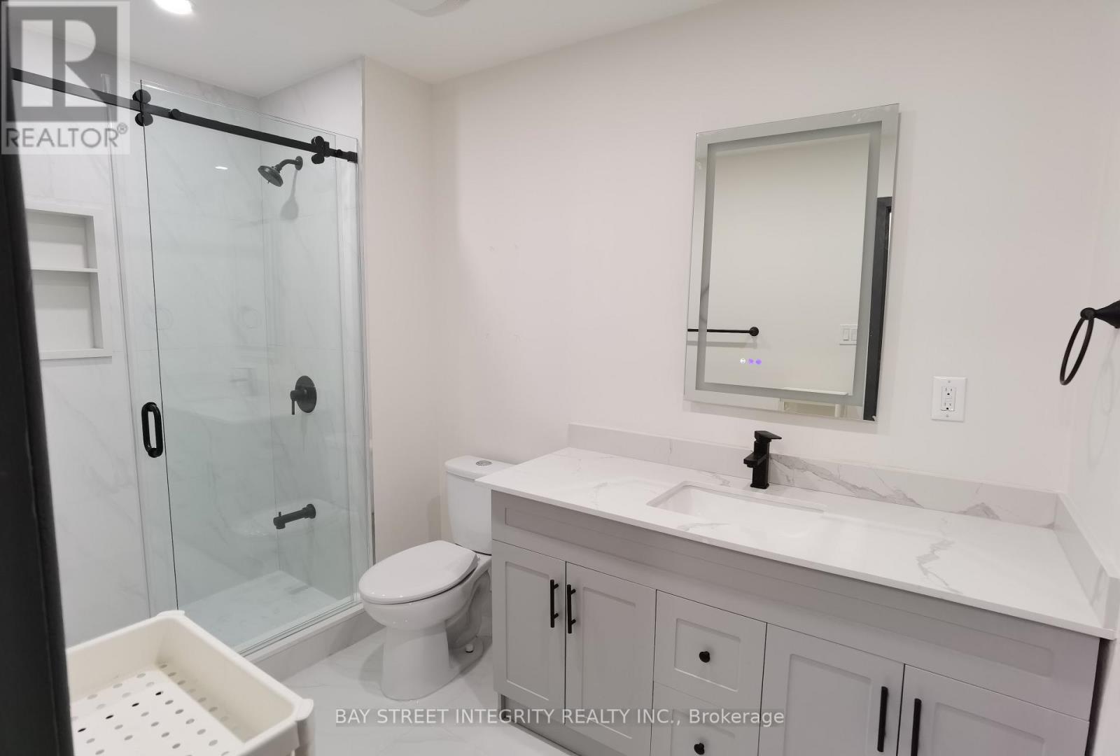 108 Bowhill Crescent, Toronto, Ontario  M2J 3S2 - Photo 11 - C12310056