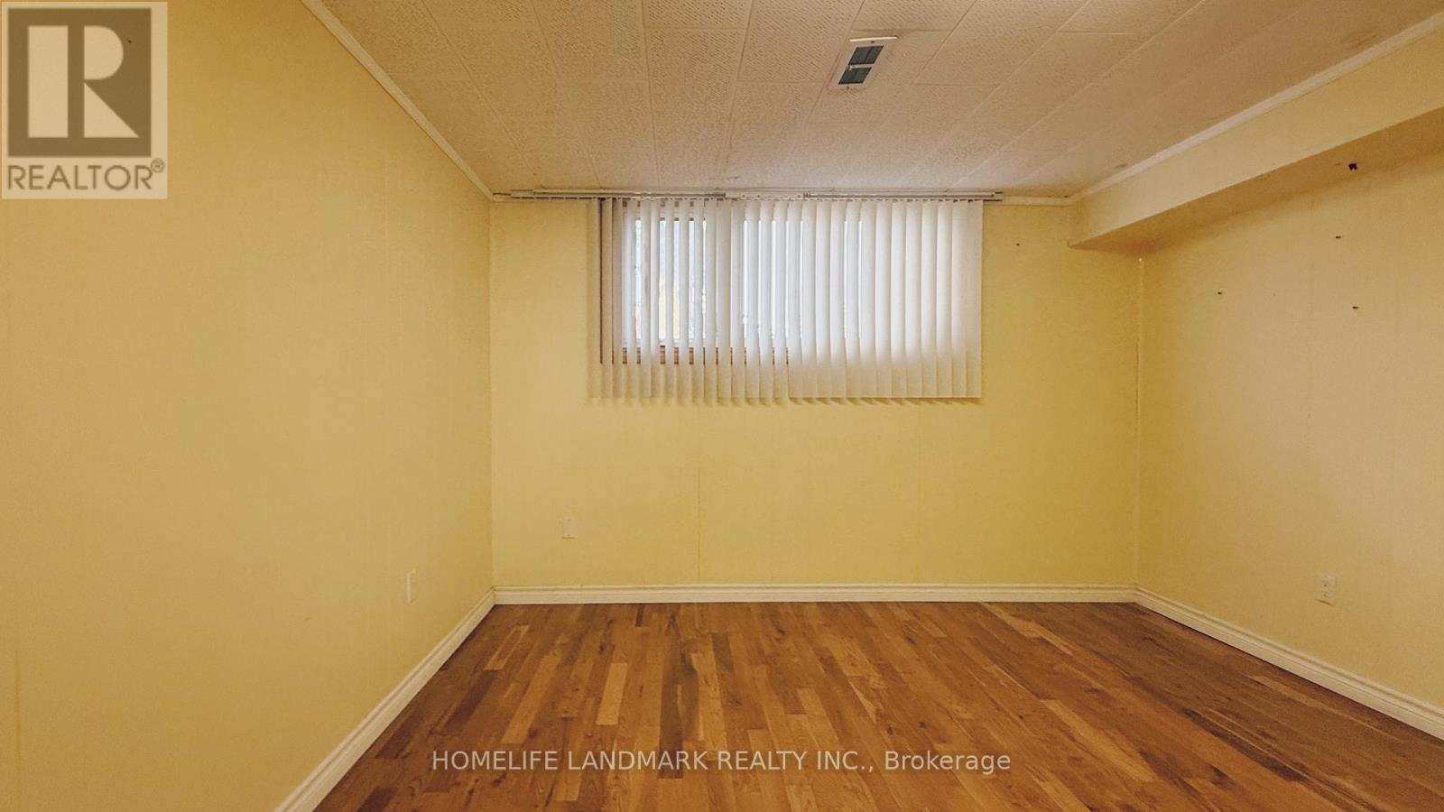 10 Silverview Drive, Toronto, Ontario  M2M 2B3 - Photo 35 - C12417579