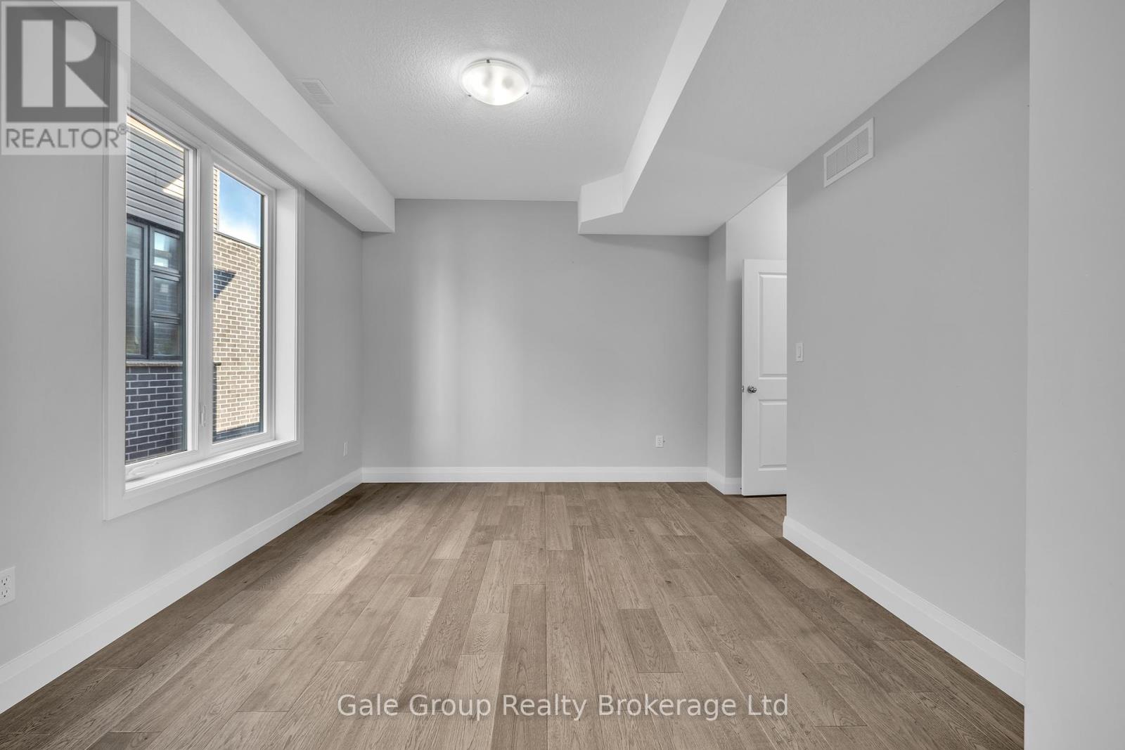538 Fairway Road, Woodstock, Ontario  N4T 0E1 - Photo 10 - X12417785
