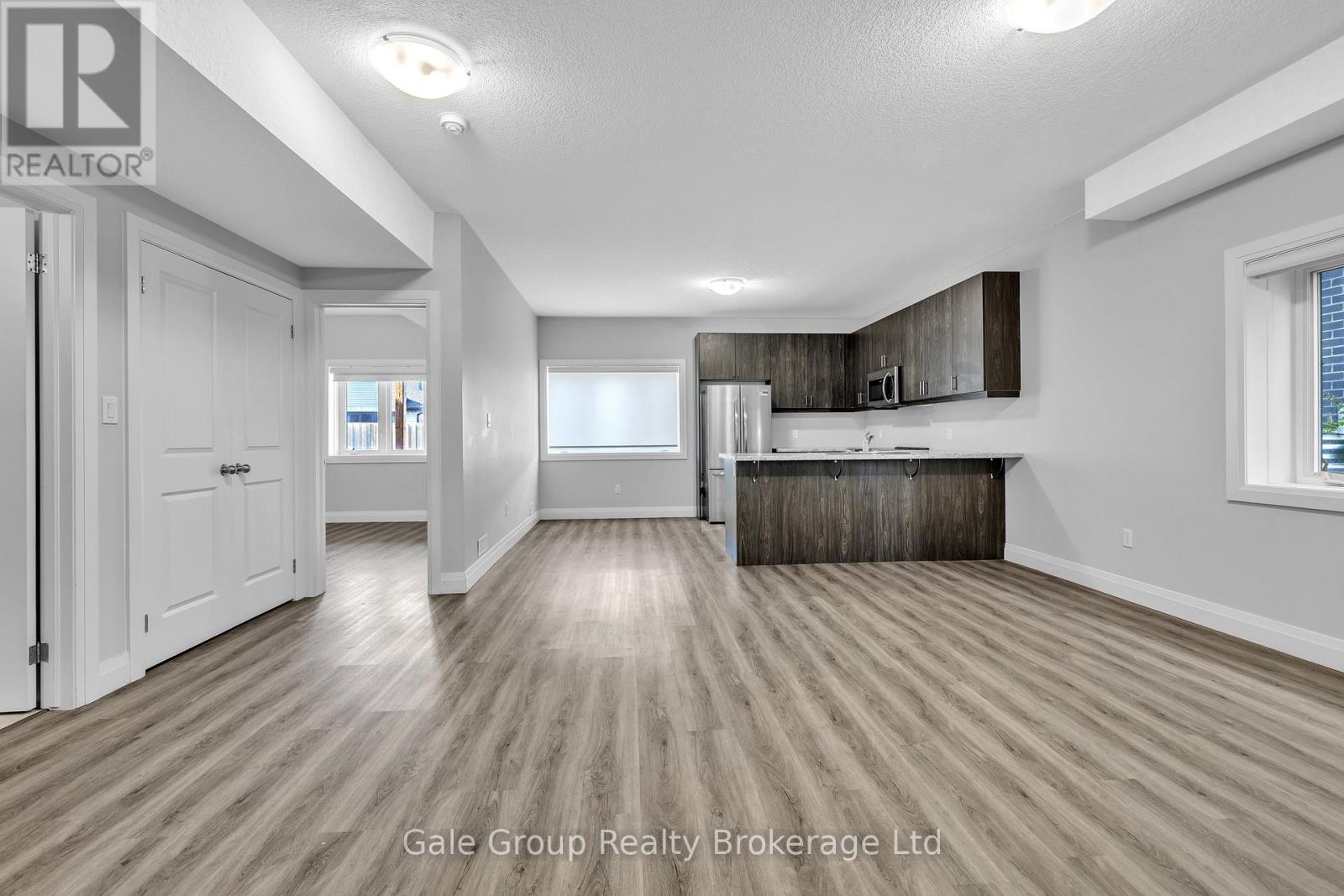 538 Fairway Road, Woodstock, Ontario  N4T 0E1 - Photo 34 - X12417785