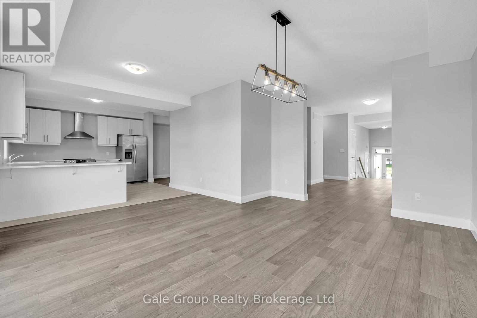 538 Fairway Road, Woodstock, Ontario  N4T 0E1 - Photo 5 - X12417785