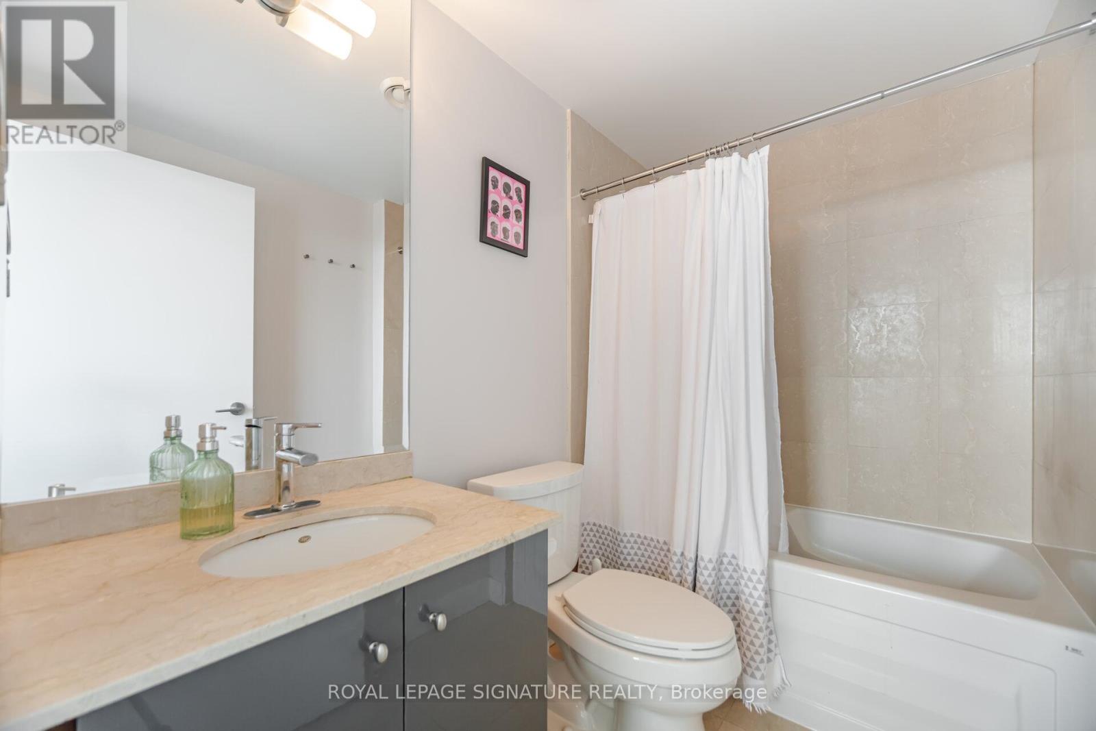 1405 - 438 King Street W, Toronto, Ontario  M5V 3T9 - Photo 19 - C12417798