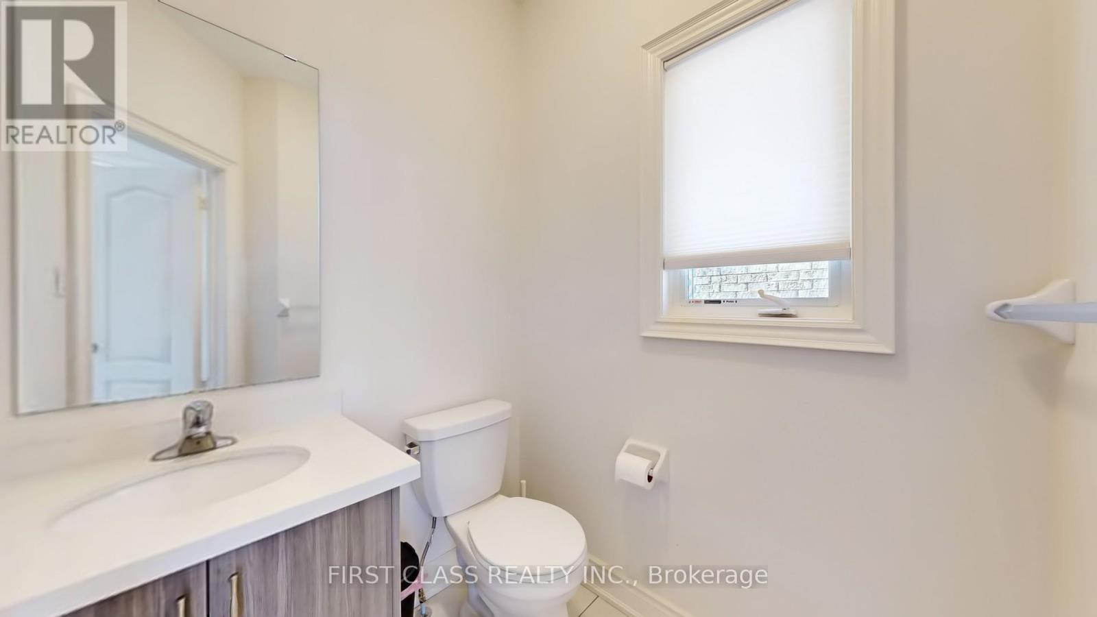 127 Fallharvest Way, Whitchurch-Stouffville, Ontario  L4A 0R8 - Photo 17 - N12417788