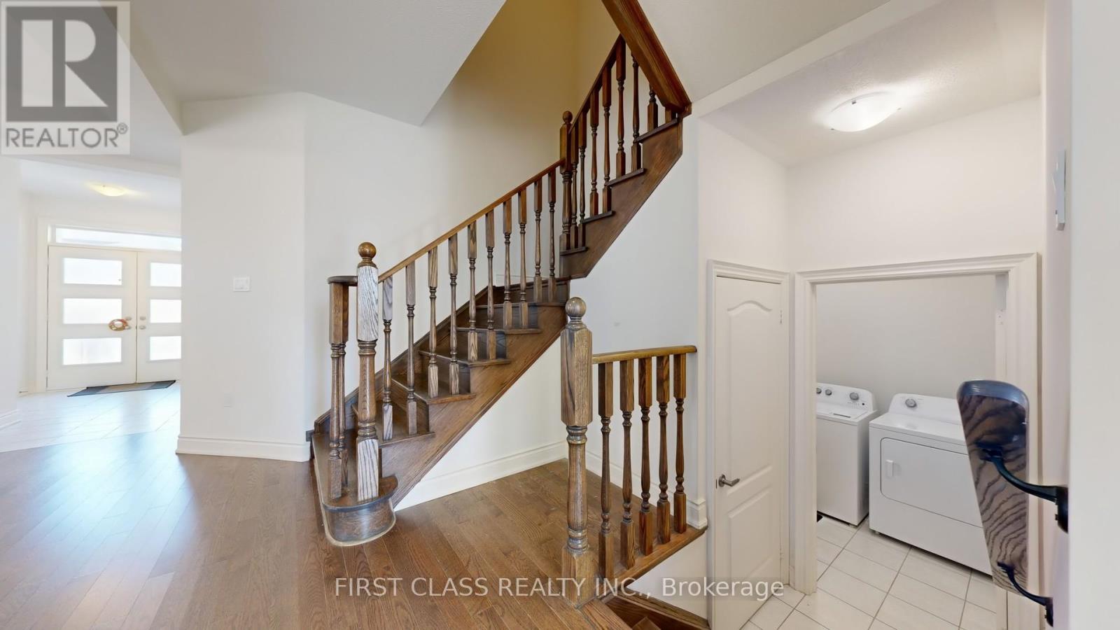 127 Fallharvest Way, Whitchurch-Stouffville, Ontario  L4A 0R8 - Photo 19 - N12417788