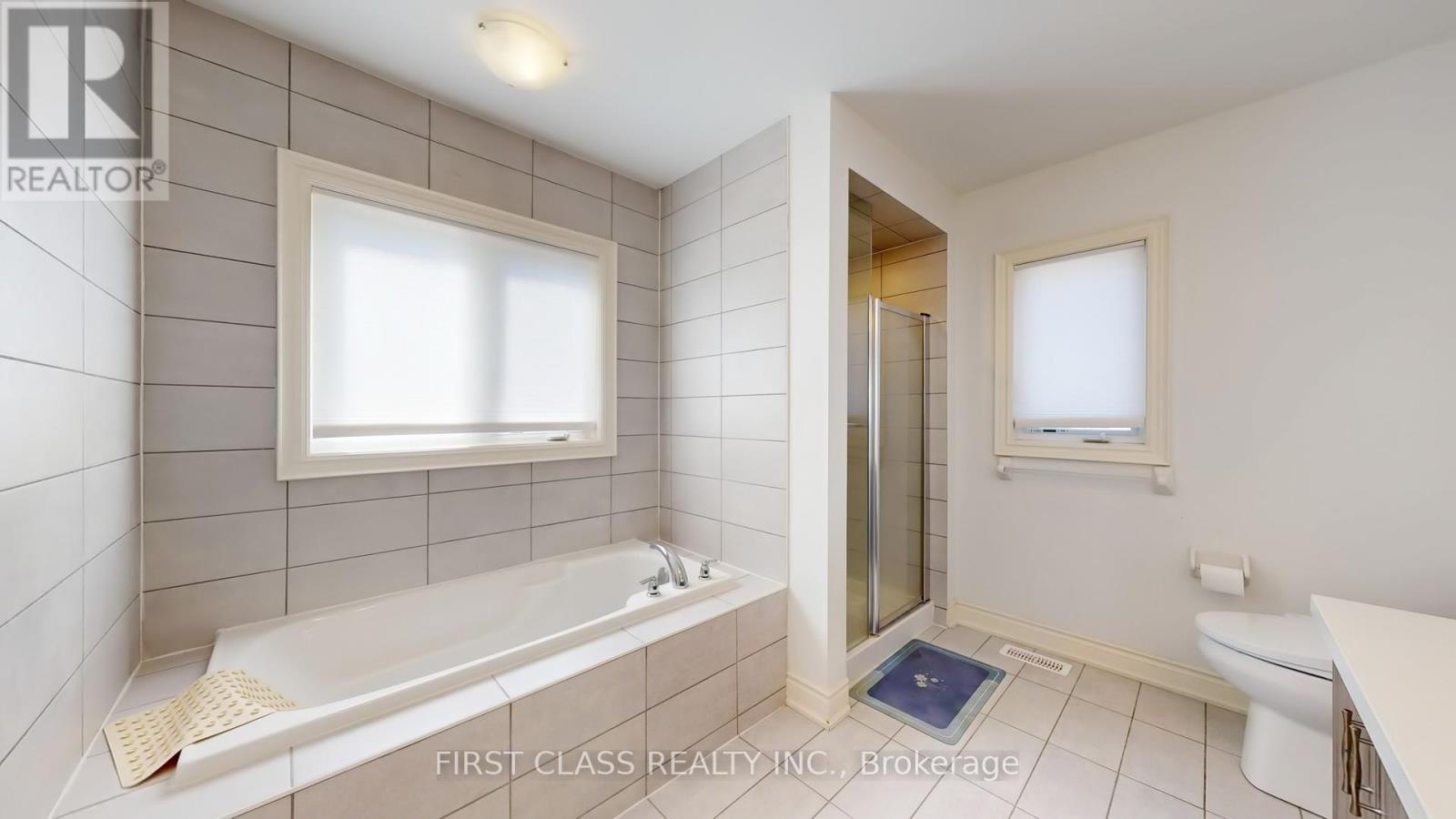 127 Fallharvest Way, Whitchurch-Stouffville, Ontario  L4A 0R8 - Photo 25 - N12417788