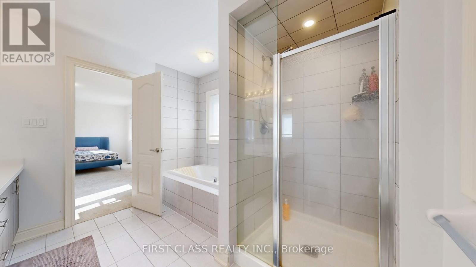 127 Fallharvest Way, Whitchurch-Stouffville, Ontario  L4A 0R8 - Photo 26 - N12417788