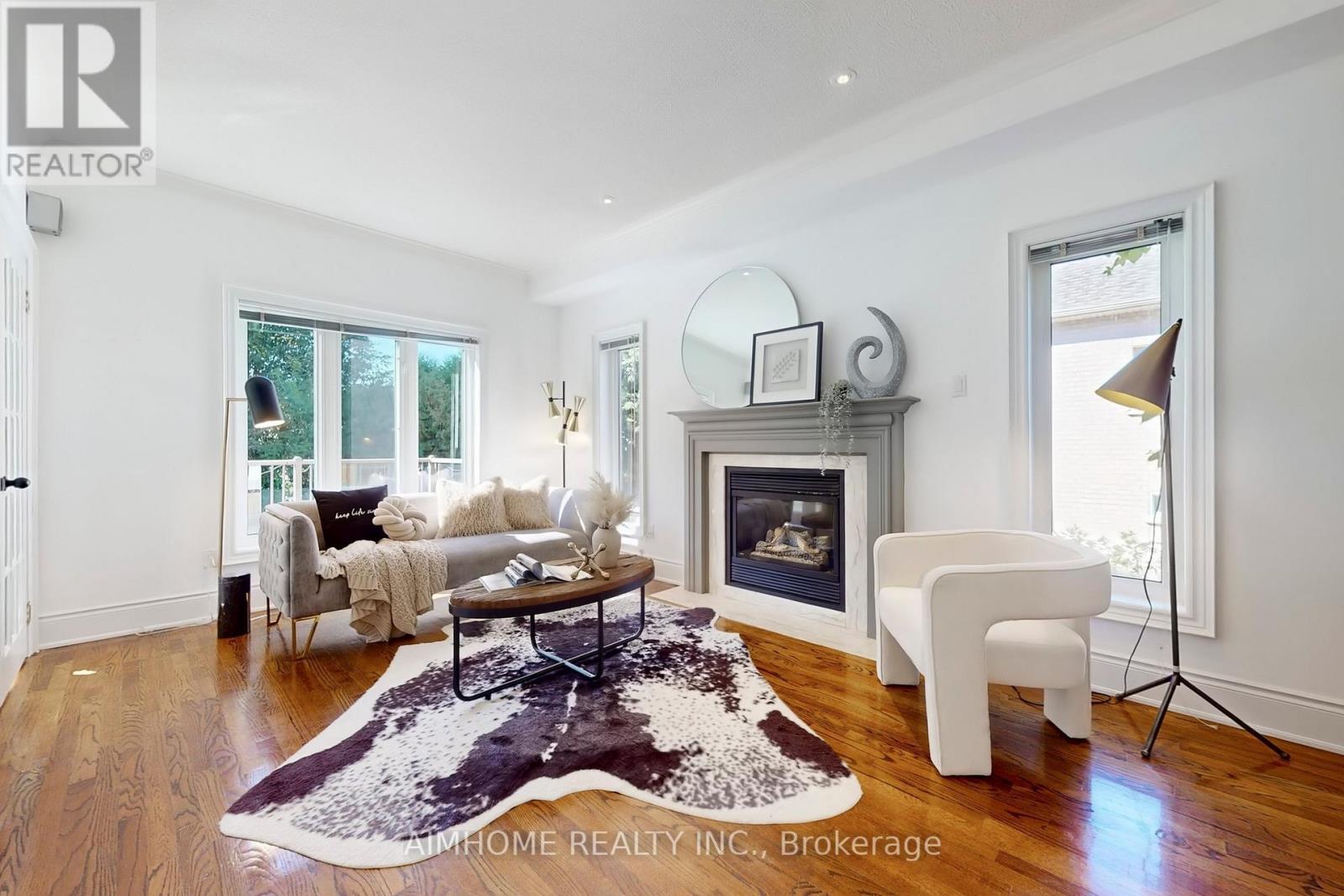812 Foxcroft Boulevard, Newmarket, Ontario  L3X 1M8 - Photo 14 - N12417790