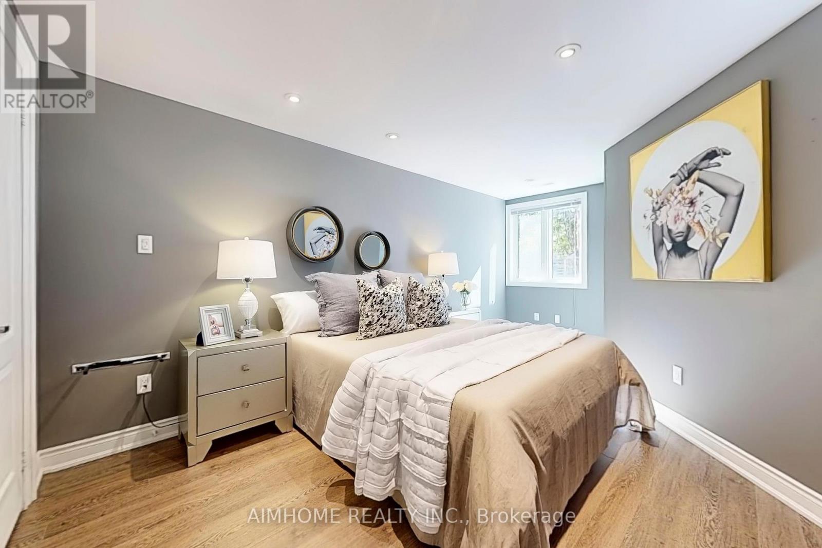 812 Foxcroft Boulevard, Newmarket, Ontario  L3X 1M8 - Photo 44 - N12417790