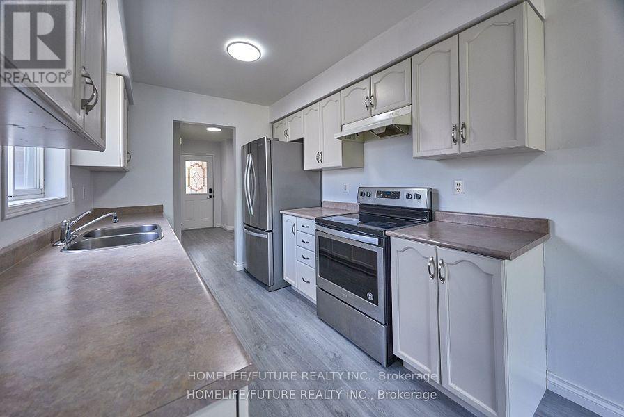 6 Pickett Crescent, Barrie, Ontario  L4N 8B8 - Photo 16 - S12417791