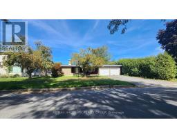 447 ROGER ROAD, Ottawa, Ontario