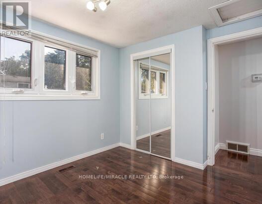 70 Elm Ridge Drive, Kitchener, Ontario  N2N 1H6 - Photo 18 - X12417786